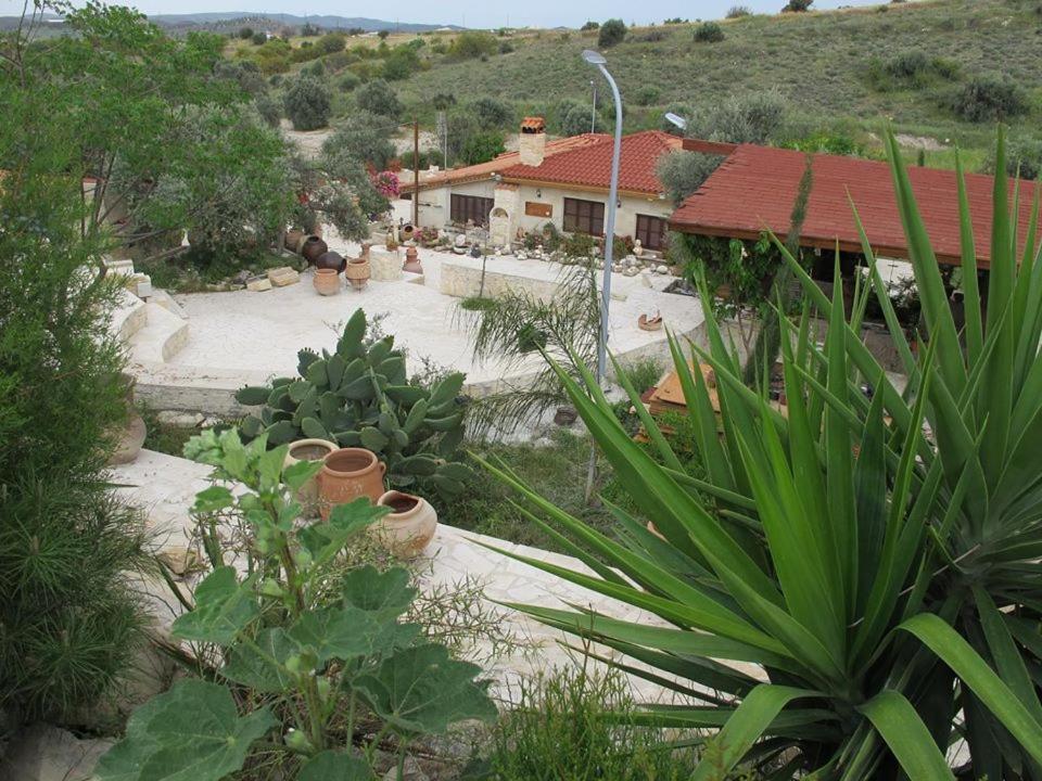 Villa Alambra Atrium Exterior foto